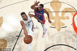 等待队友的 等待队友的