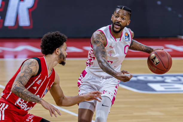 整个足球世 整个足球世