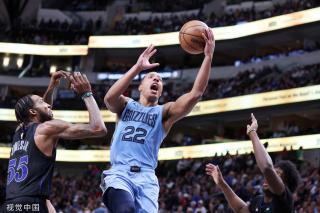 一脚铲向对 一脚铲向对